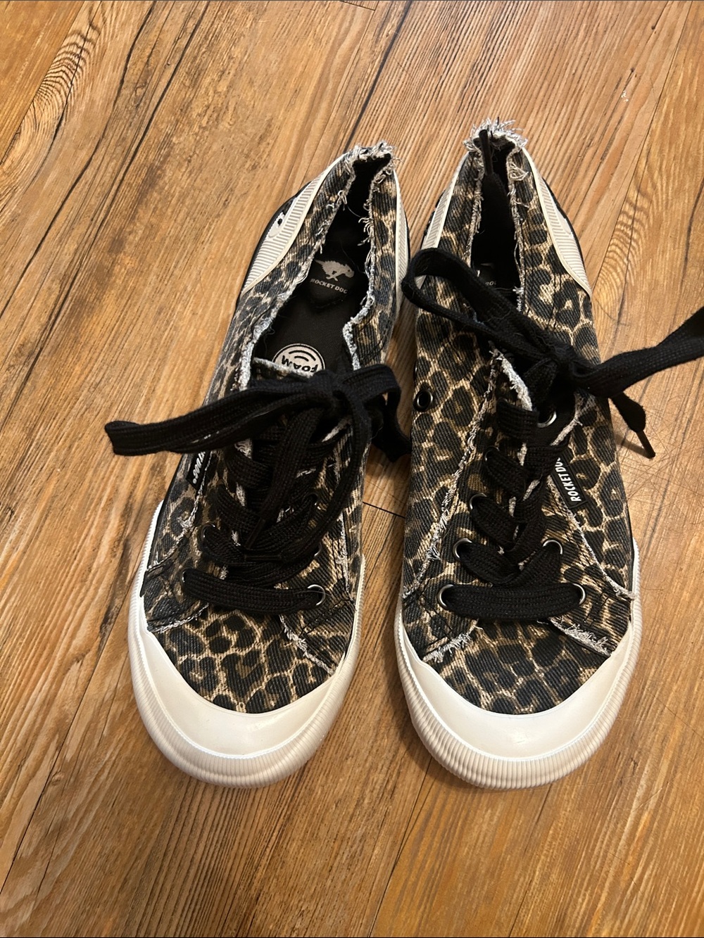 Rocket Dog Cheetah Women’s Shoes Size 7.5